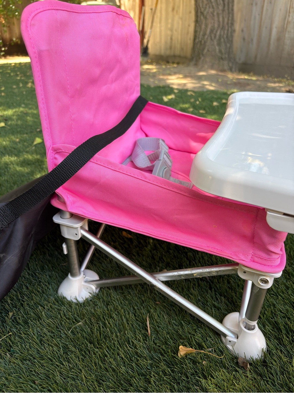 Pink Portable Booster Seat with Tray - Picture 4 of 7